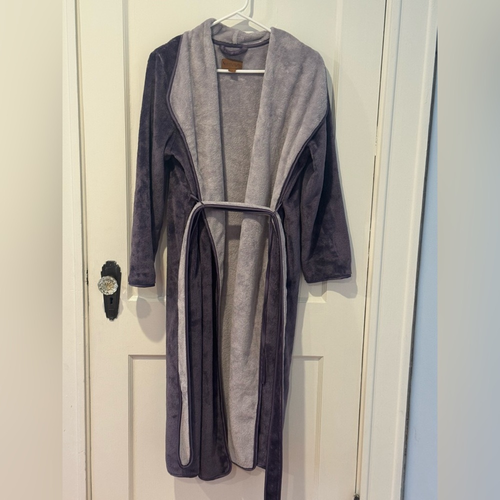 Koolabura Plush Purple and Gray Robe